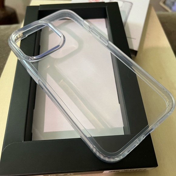Tech21 Apple iPhone 13 Pro Evo Clear Case - Clear - Picture 5 of 5